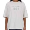T-shirt New Balance Collegiate En Blanco Para Mujer.